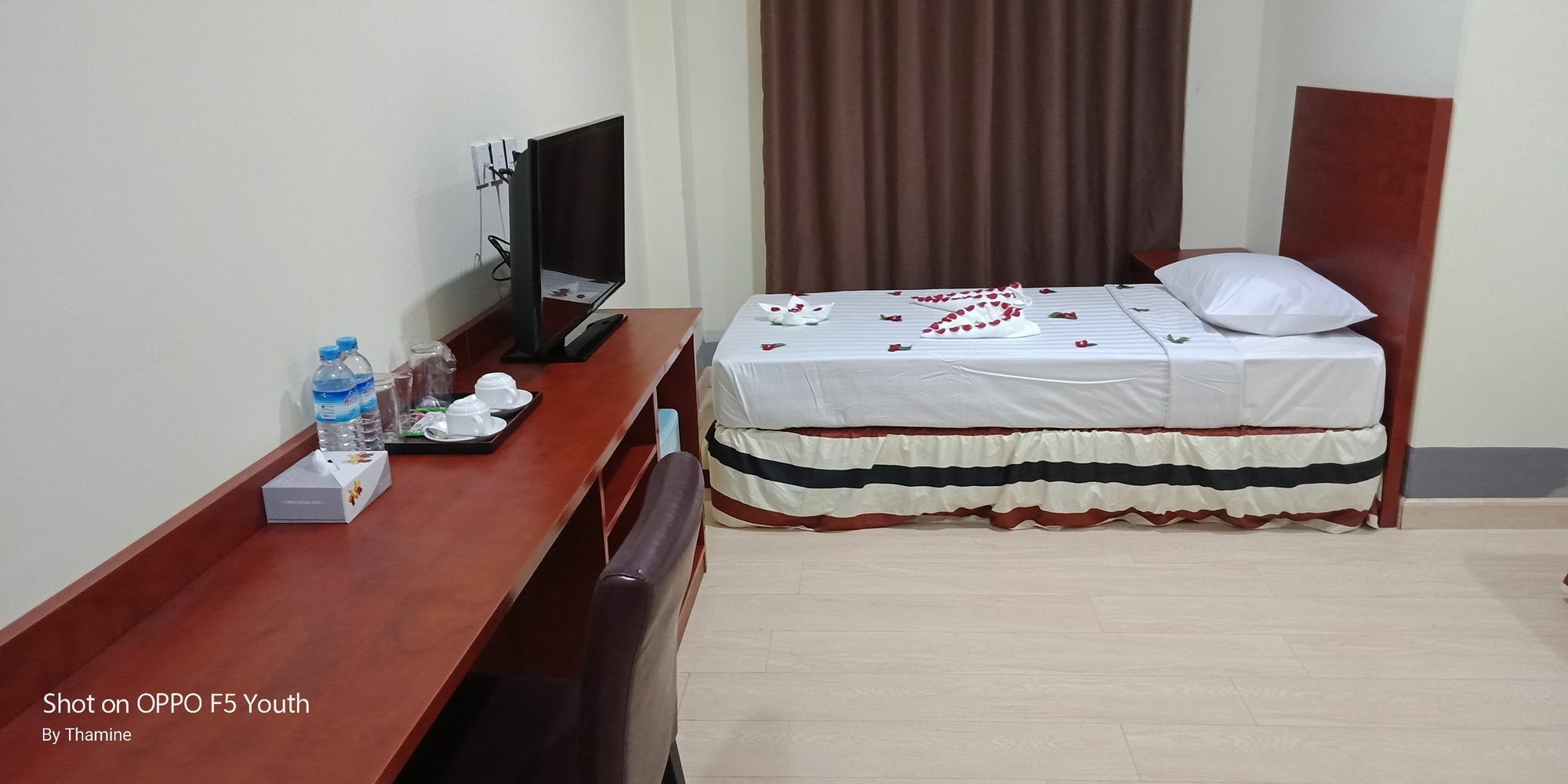 Hato Inn Yangon Exteriör bild